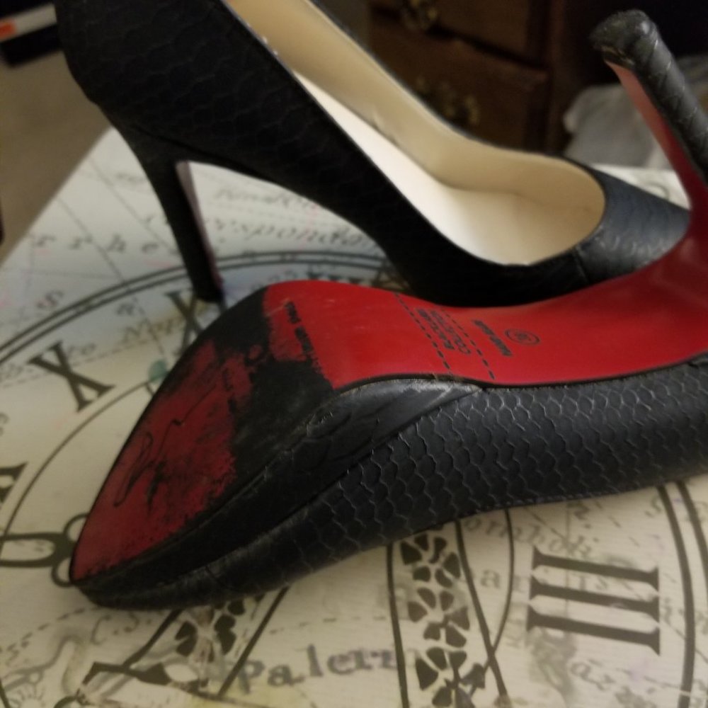 High   Heels - Picture 4 of 5
